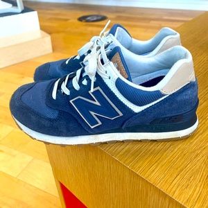 New Balance 574 women’s sneakers